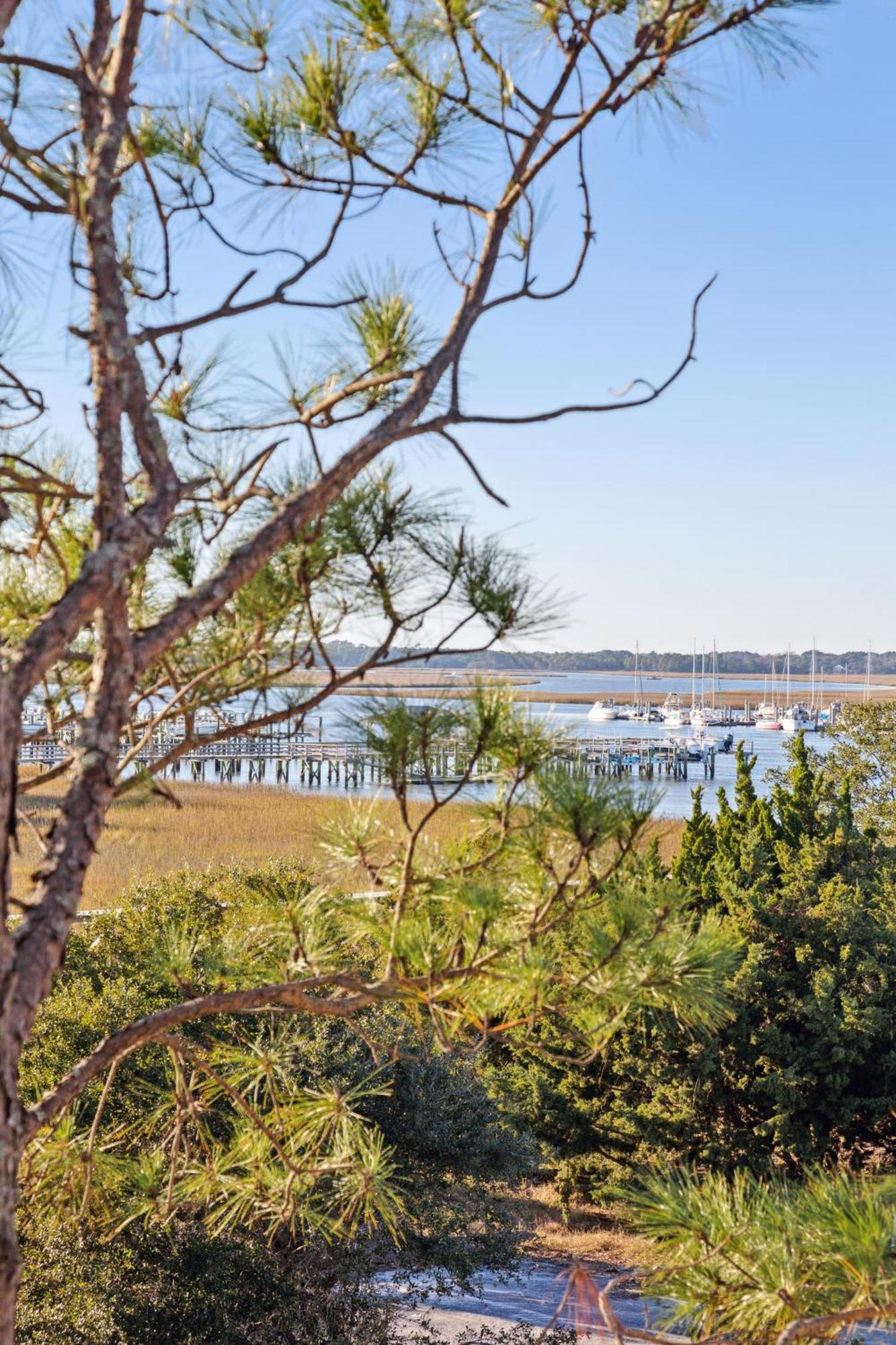 Hotel Folly With Marsh And Sunset Views Фоли Бич Экстерьер фото